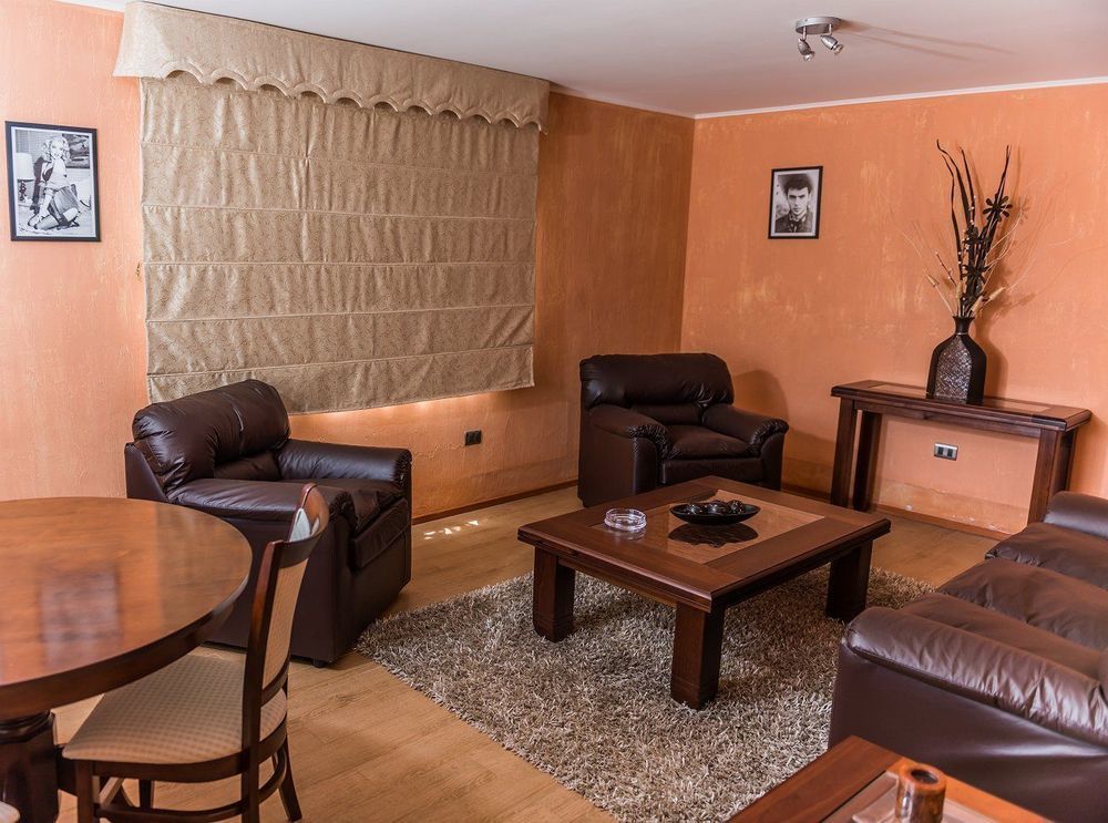 Hotel Serena Suite ラ・セレナ エクステリア 写真